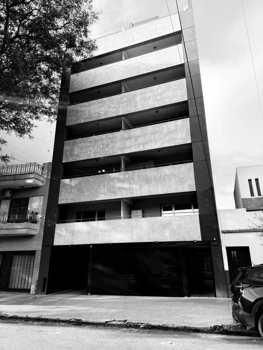 4° piso con balcón norte