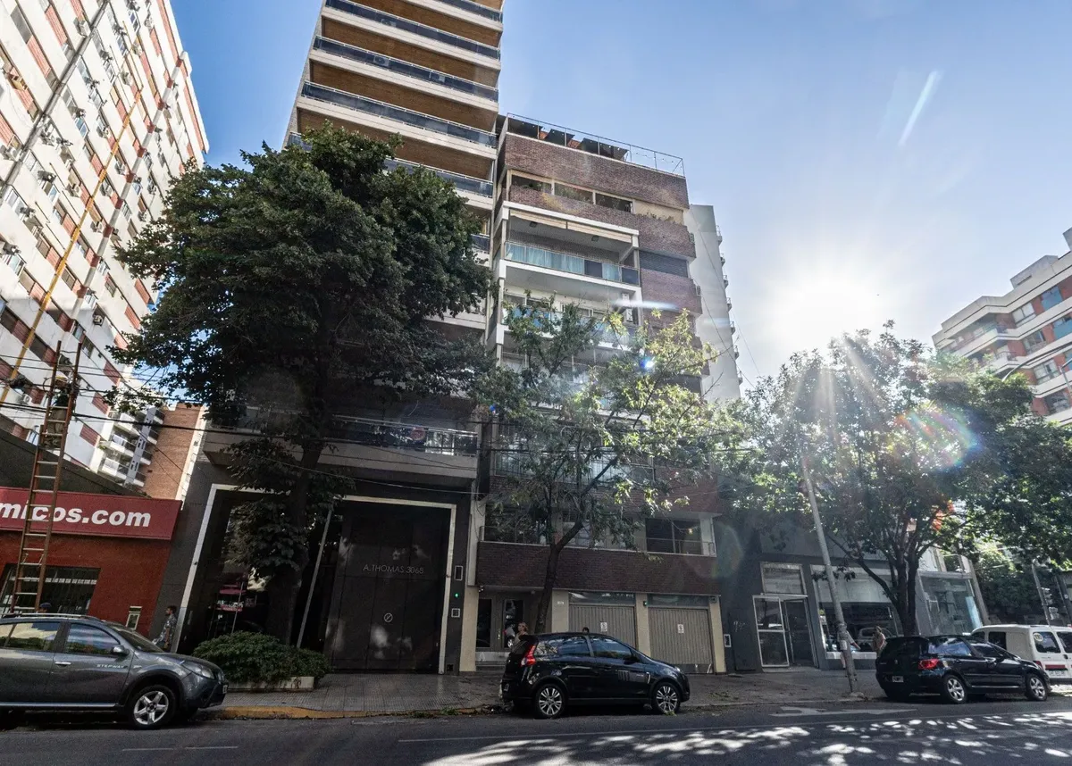 Semipiso al frente, parquet