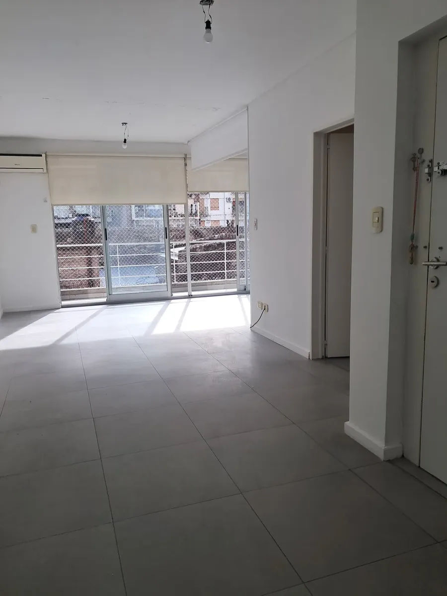 Monoambiente 42 m² con balcón