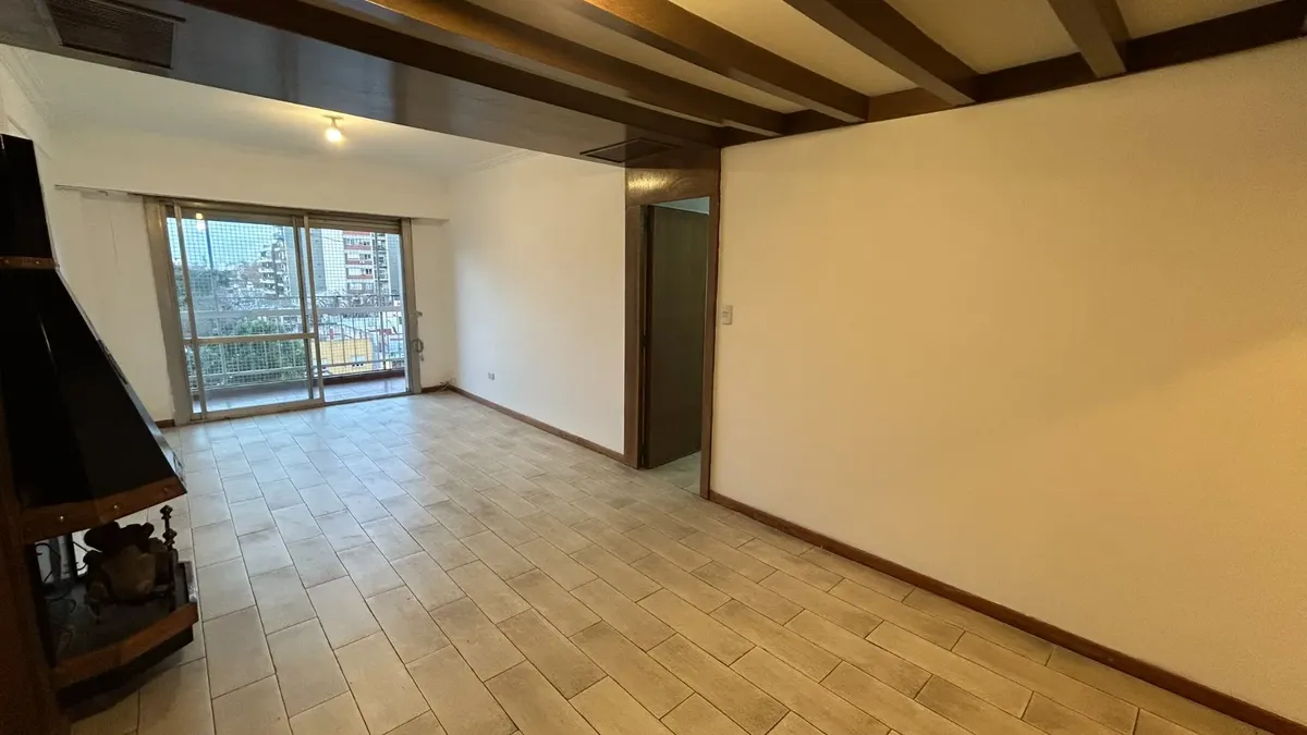 4 ambientes con balcón y cochera opcional