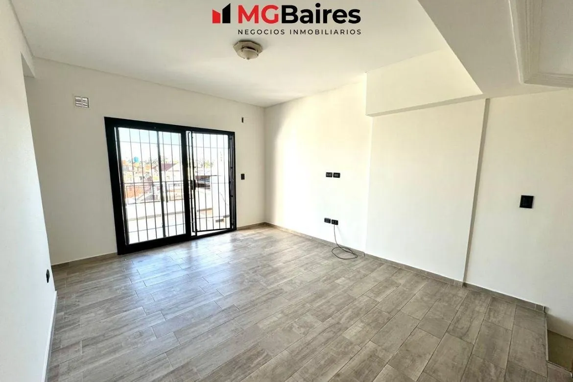 Departamento De Dos Ambientes En Alquiiler Villa Lugano- Con Terraza! Sin Expensas