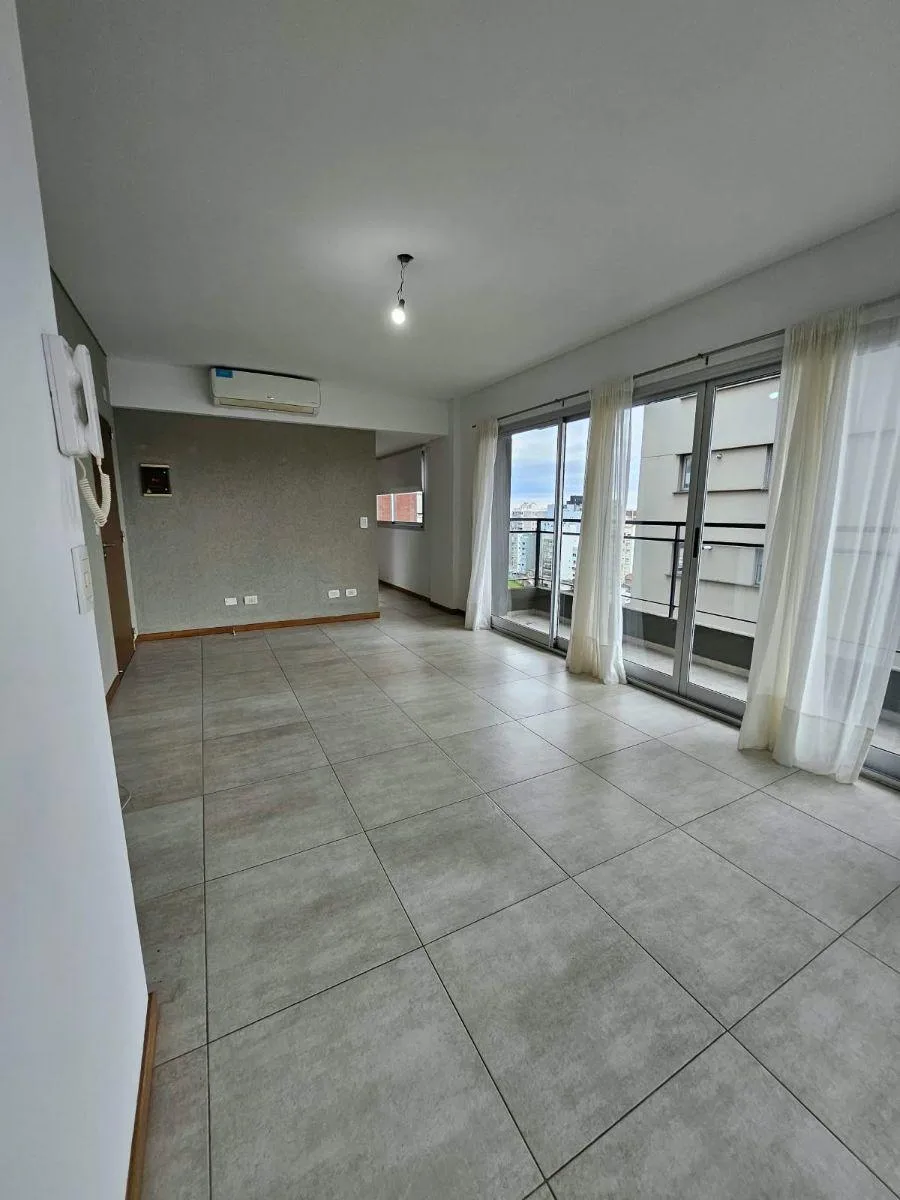 Semipiso con doble balcón