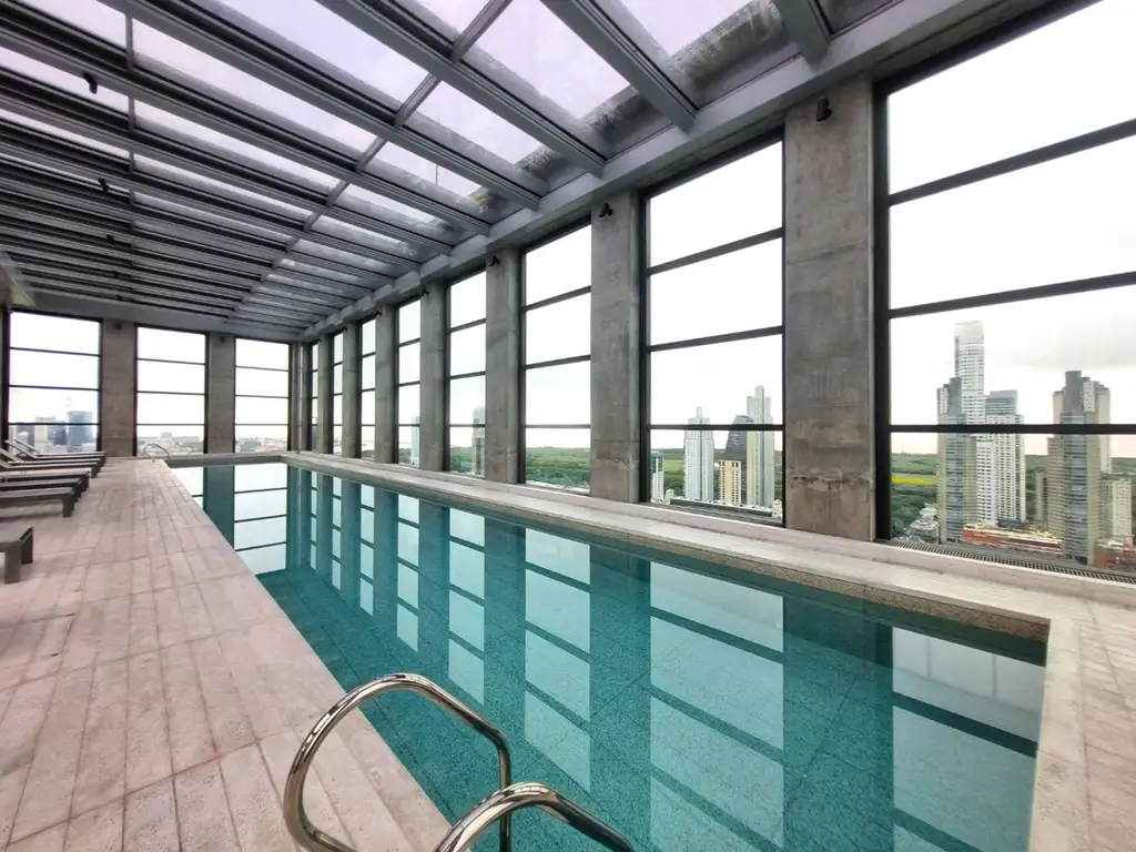 Departamento en Puerto Madero con balcón