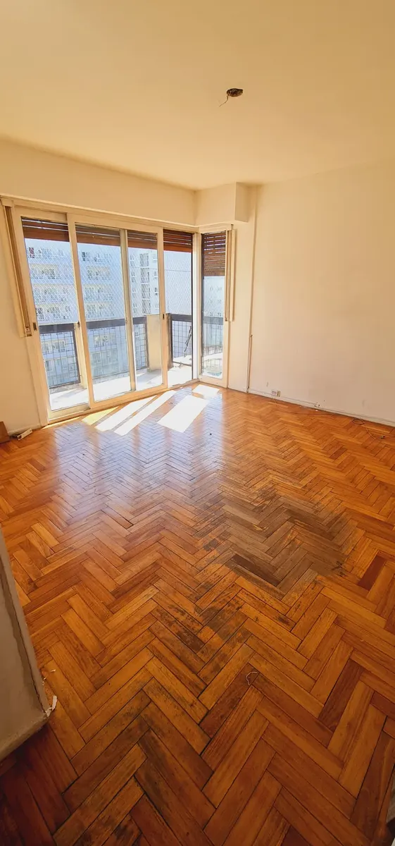 2 bedrooms with balcony, Balvanera