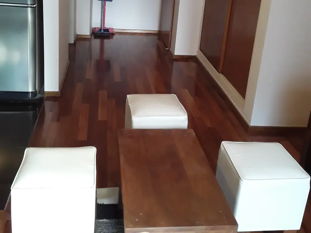 Monoambiente amoblado con balcón