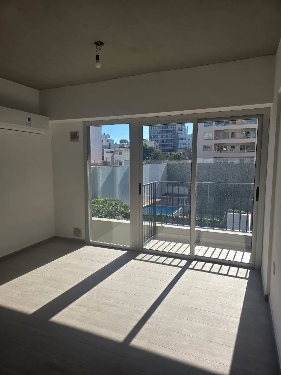 Estudio con balcón en Villa Crespo