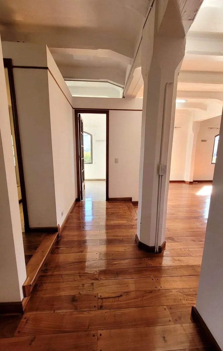 Loft con balcón y cochera
