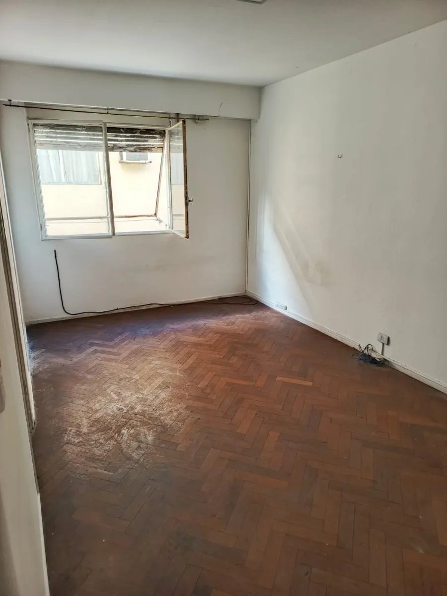Monoambiente 5° piso, Este