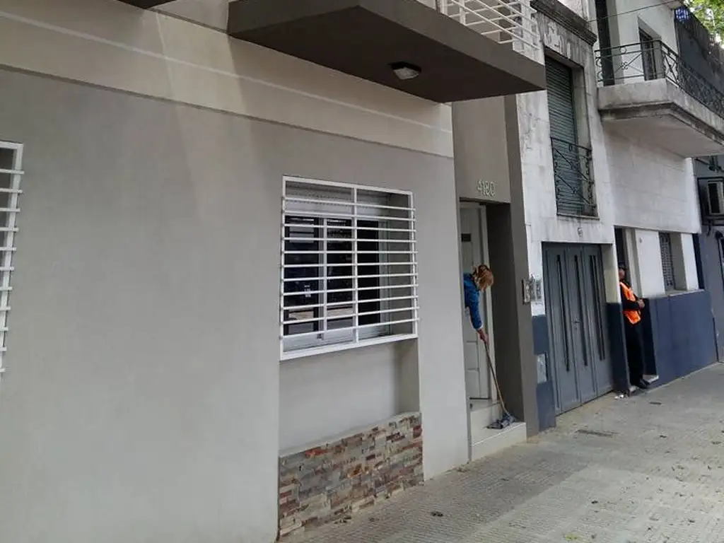 Duplex con balcón en Villa Ortuzar