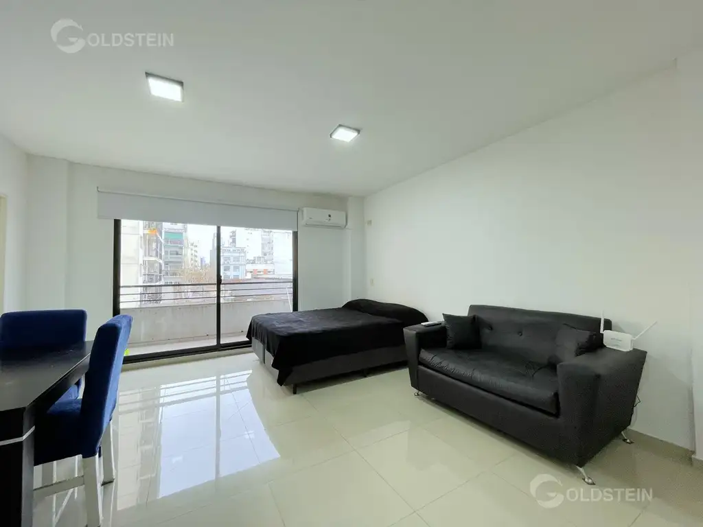 Departamento estudio con balcón