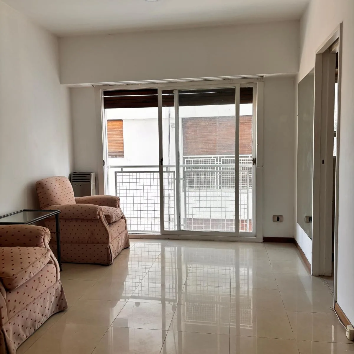 Piso 8 con vistas a jardines