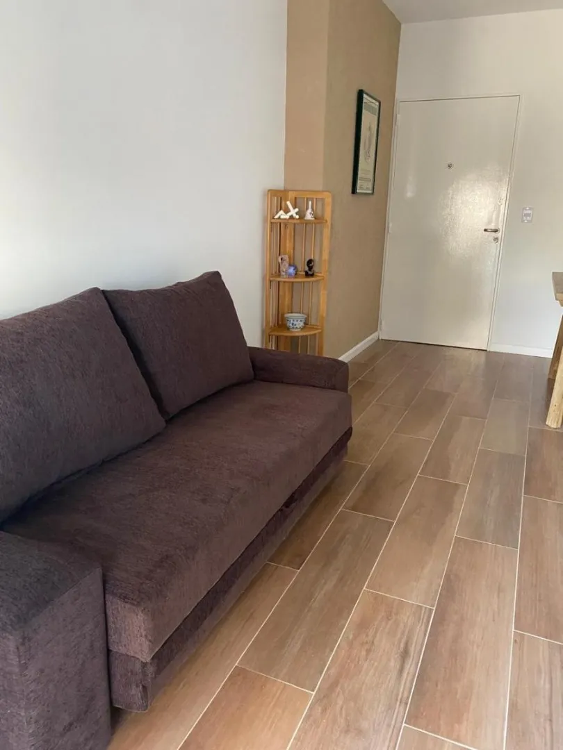 Departamento amoblado con balcón