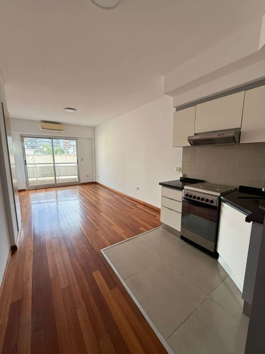 Monoambiente – Contrafrente – Balcon – Amenitties – Excelente Ubicacion