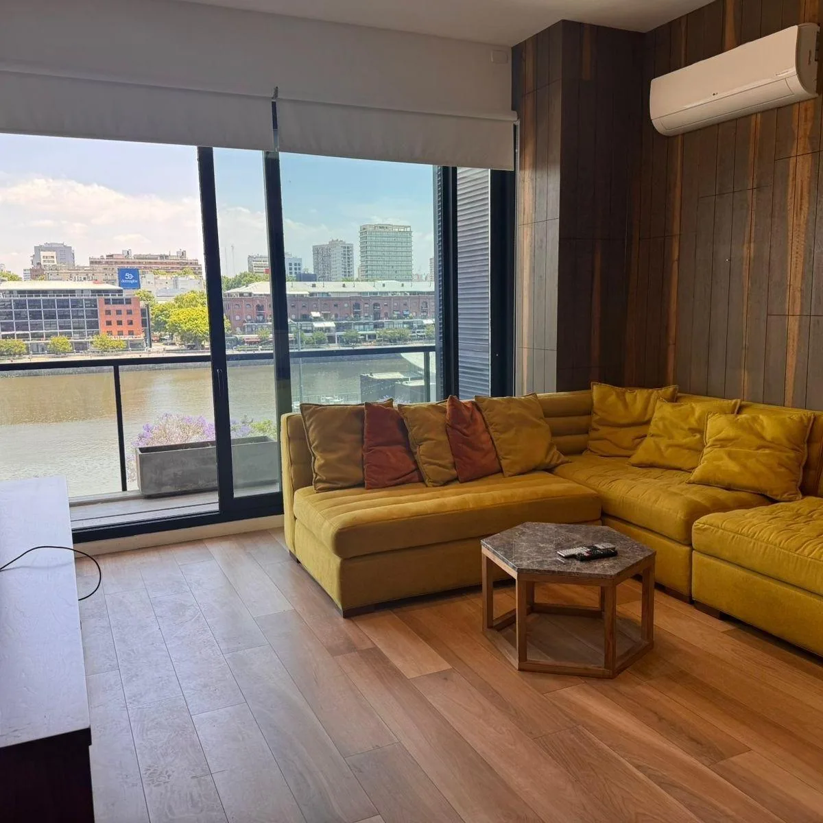 Departamento amoblado de 2 ambientes con 1 dormitorio en Puerto Madero