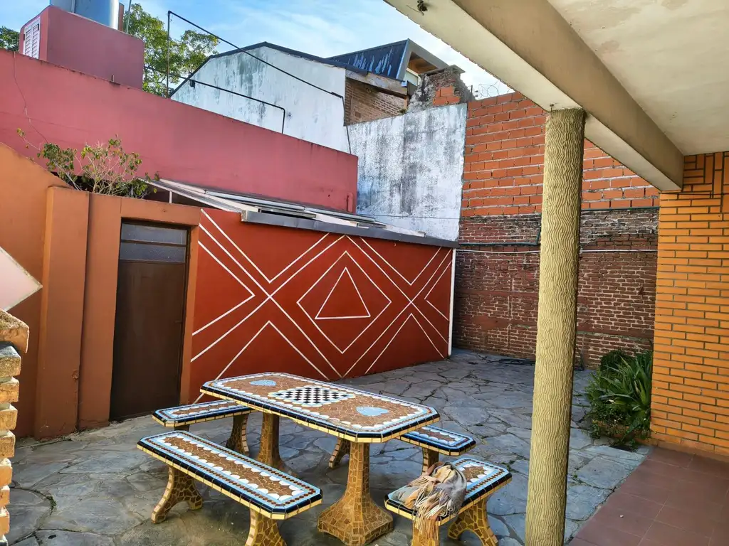 PH con gran terraza y patio