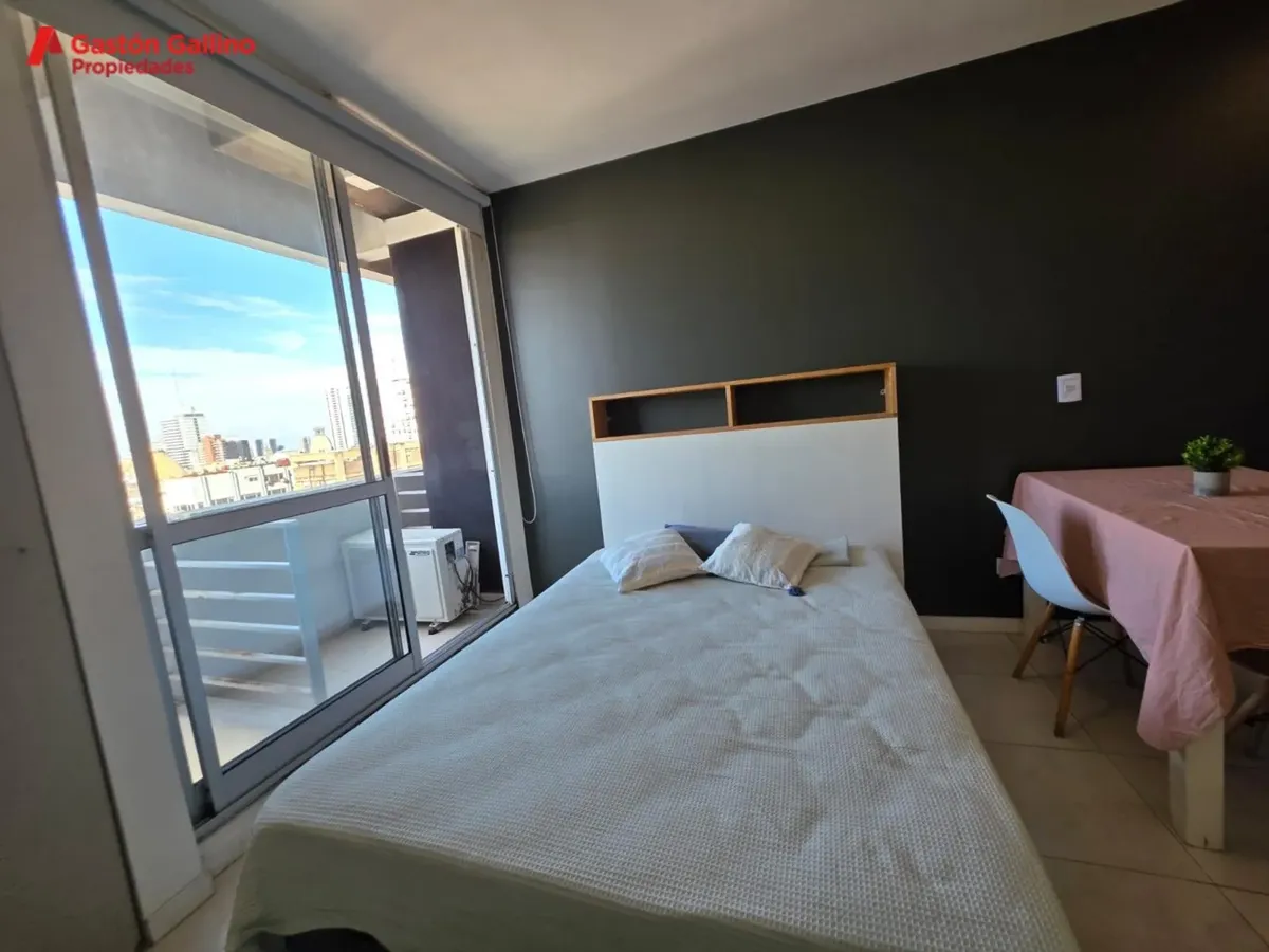 Departamento con balcón y vista