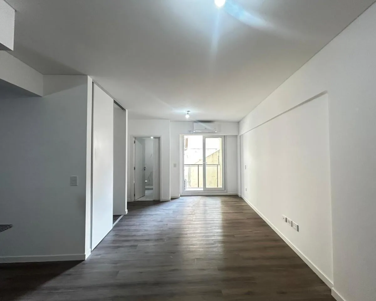 Studio with DVH balcony