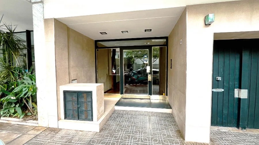 Departamento en Belgrano con balcón corrido