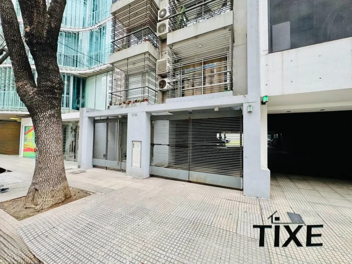1 ambiente con balcón corrido