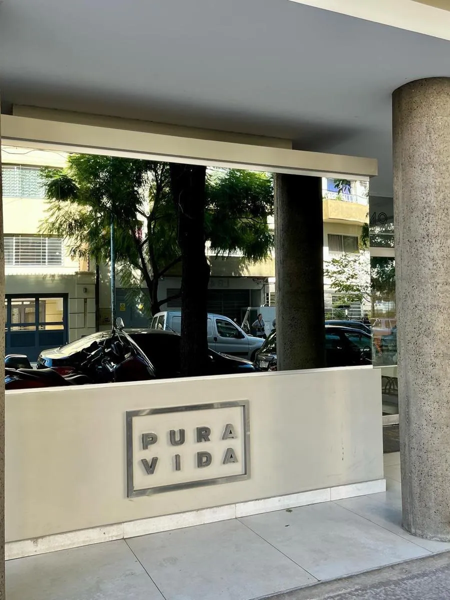 Departamento con balcón y DVH