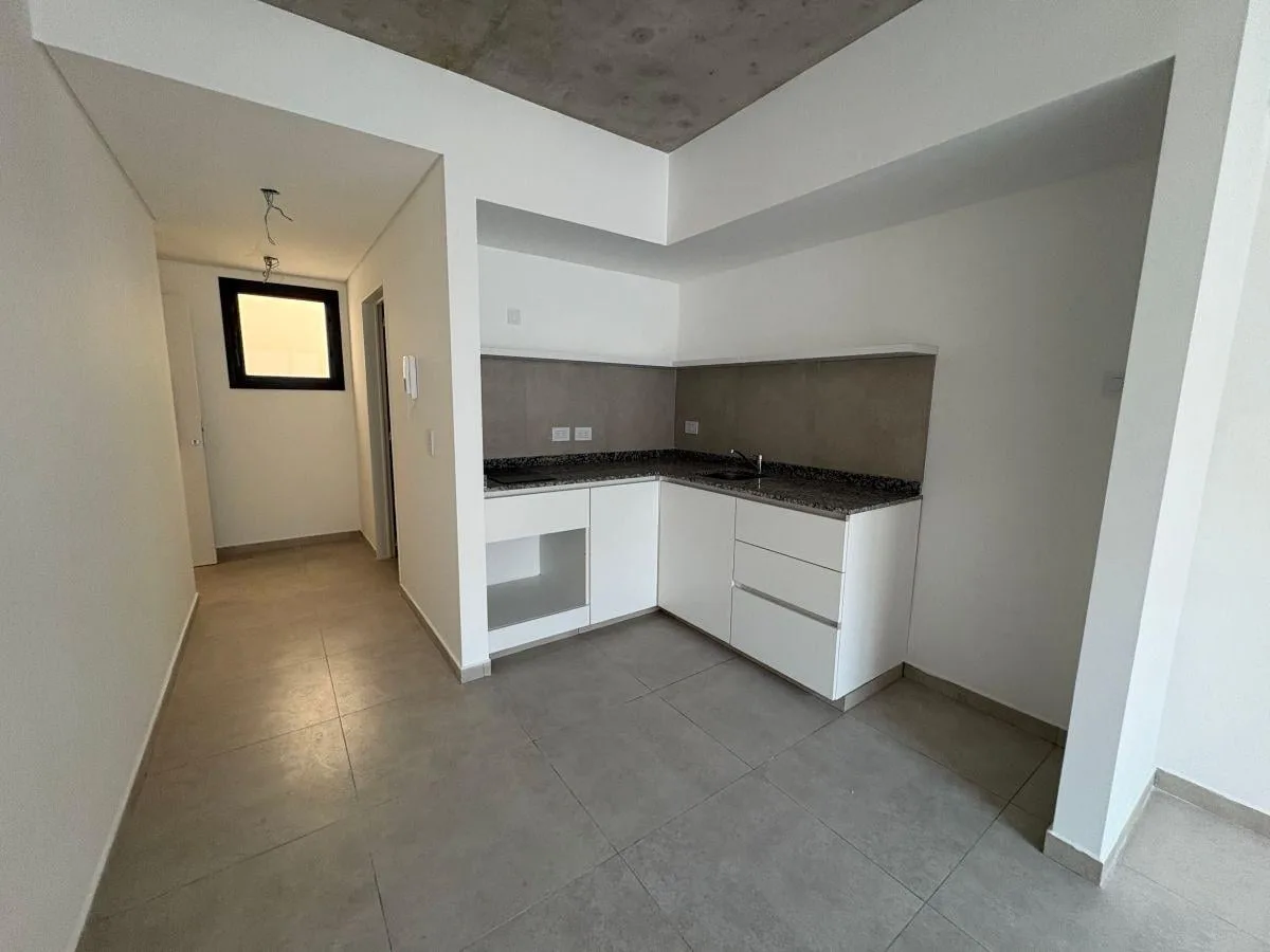 Studio with balcony and double glazing
