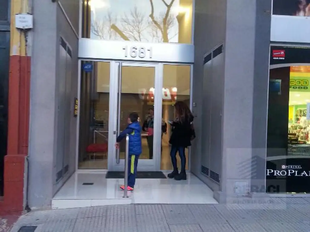 Estudio luminoso con amenities