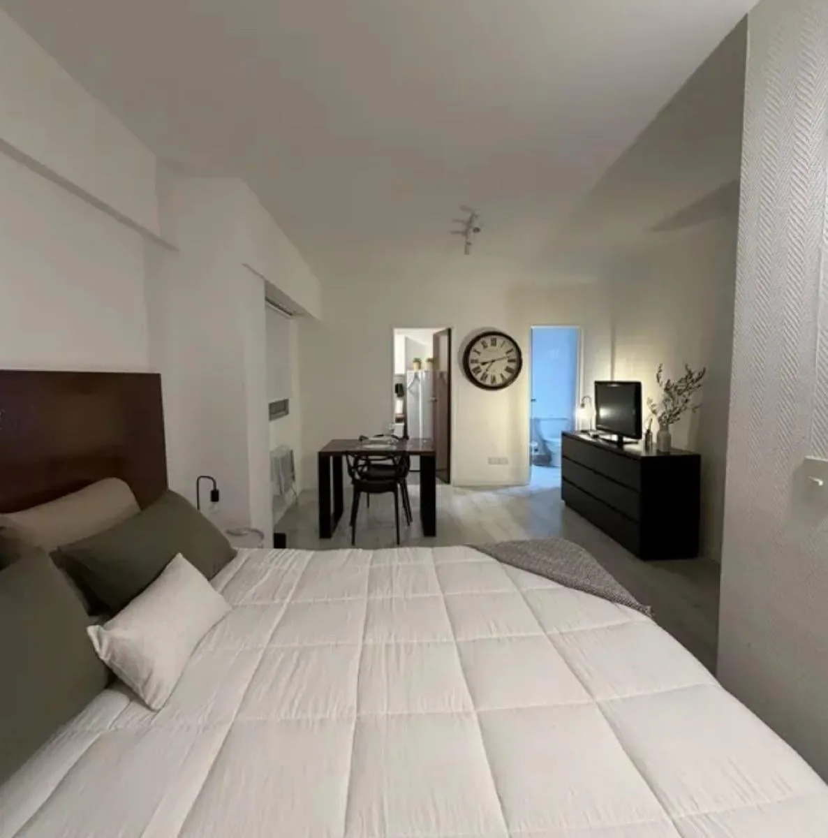 Monoambiente interno amoblado
