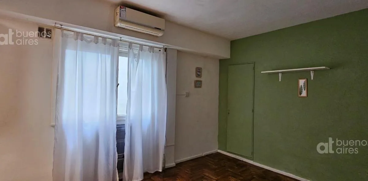 Monoambiente contrafrente sin muebles