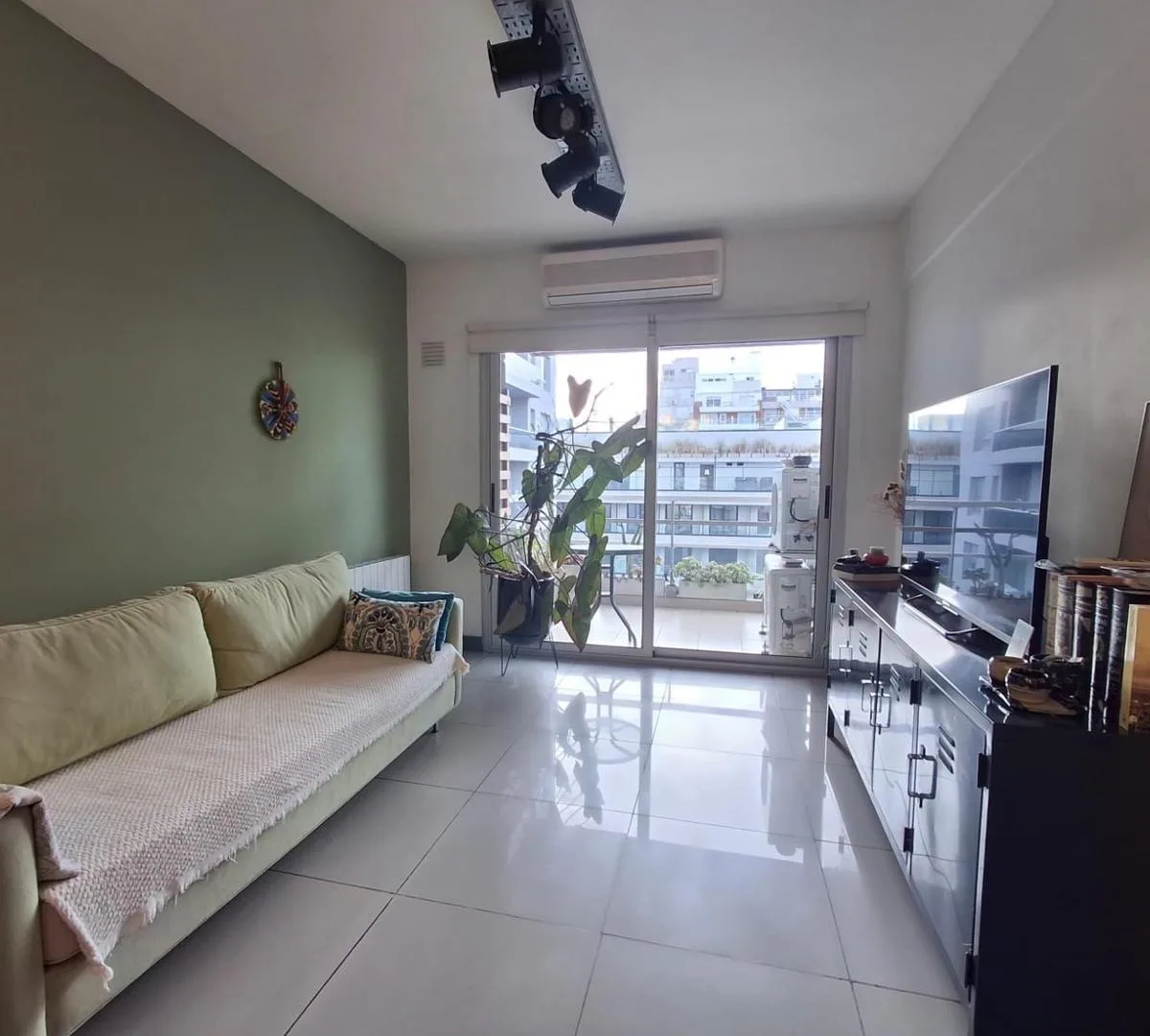 2 ambientes con balcón y SUM
