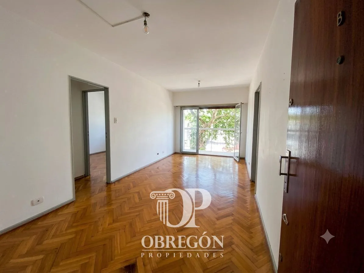 4to piso al frente con balcón