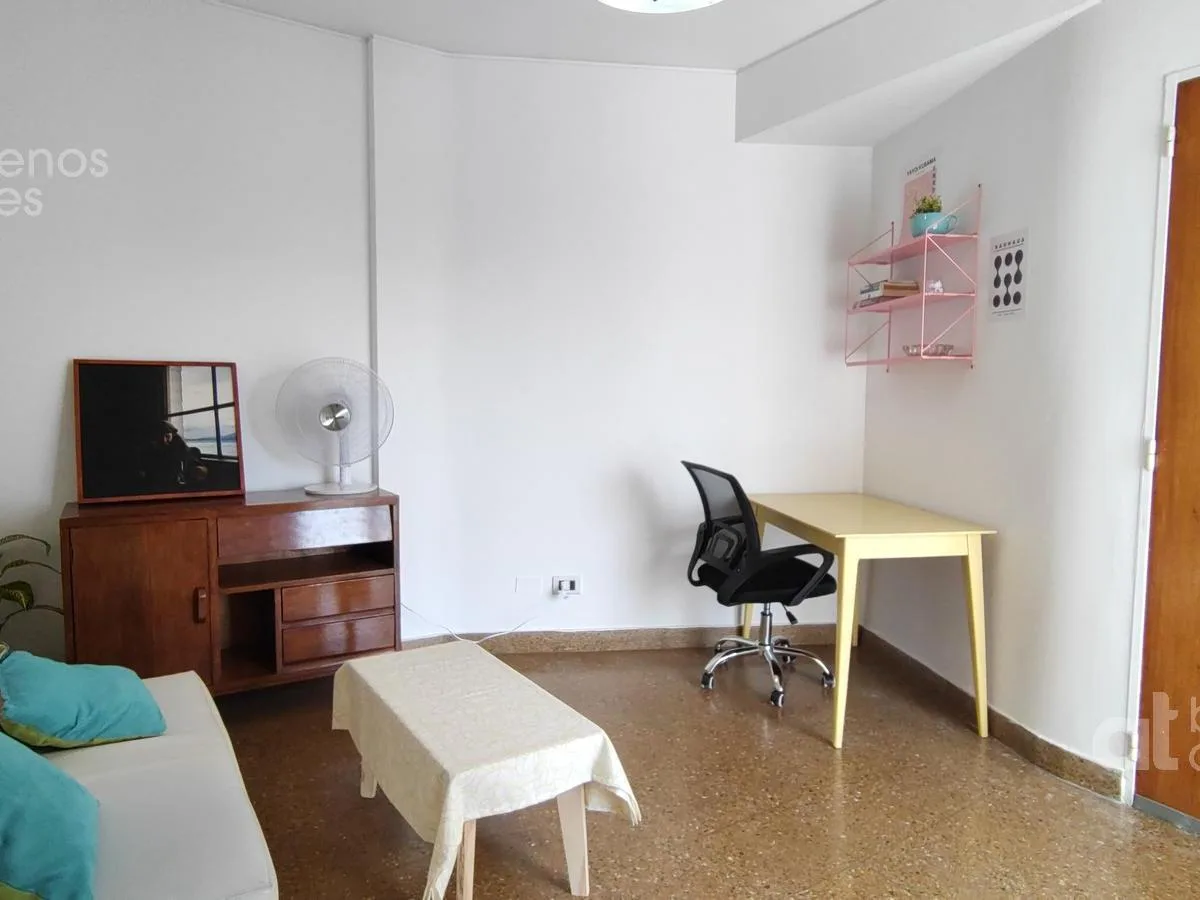 2 Ambientes en Piso Alto en Colegiales. Alquiler Temporario Amoblado