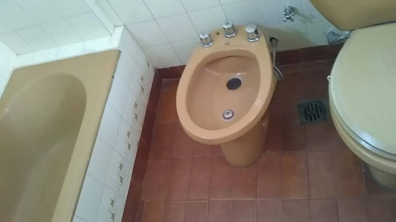 Monoambiente con balcón aterrazado
