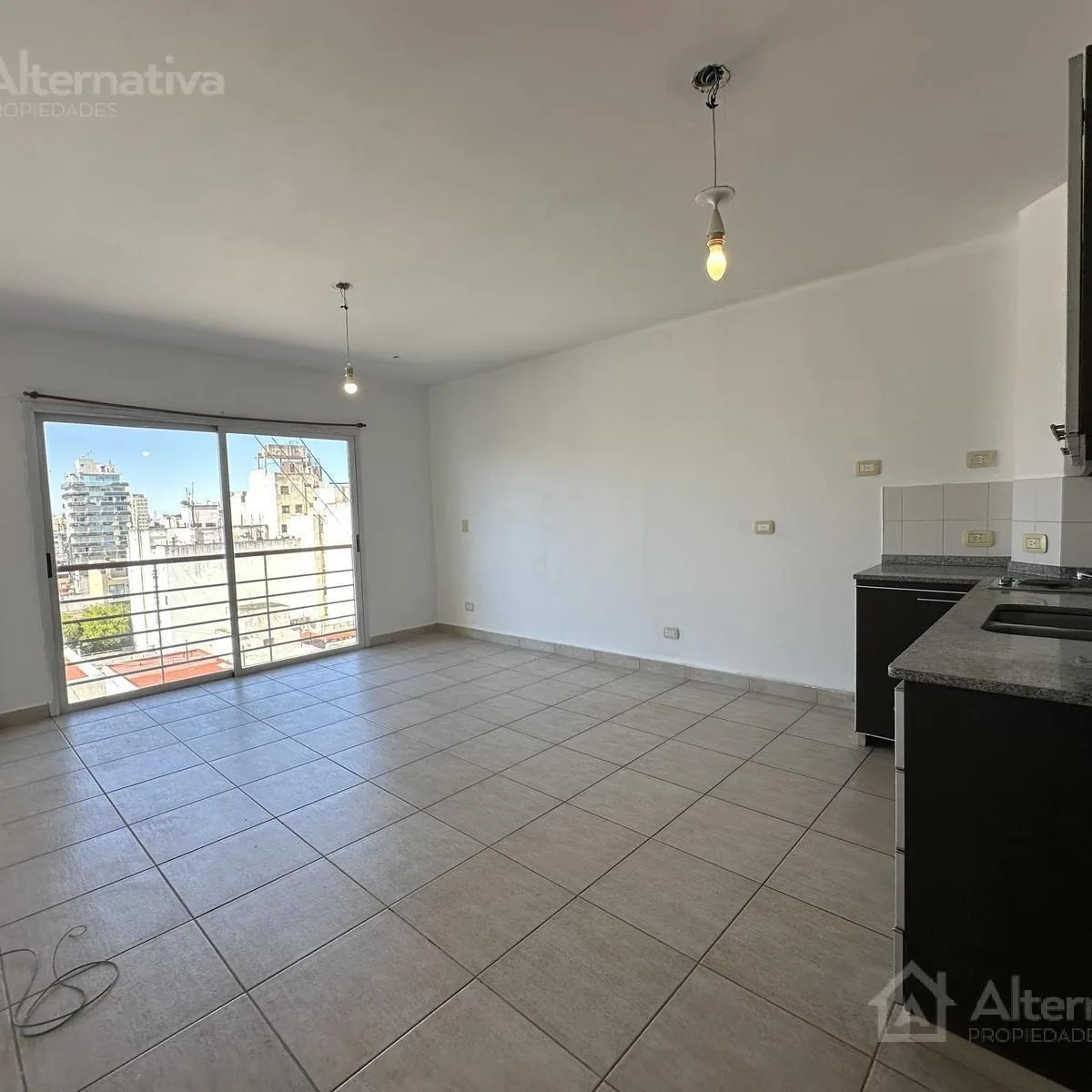 Monoambiente con terraza y gym