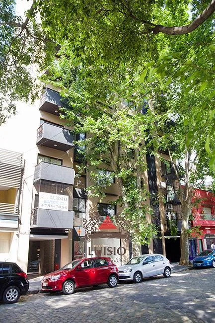 2 ambientes contrafrente con balcón