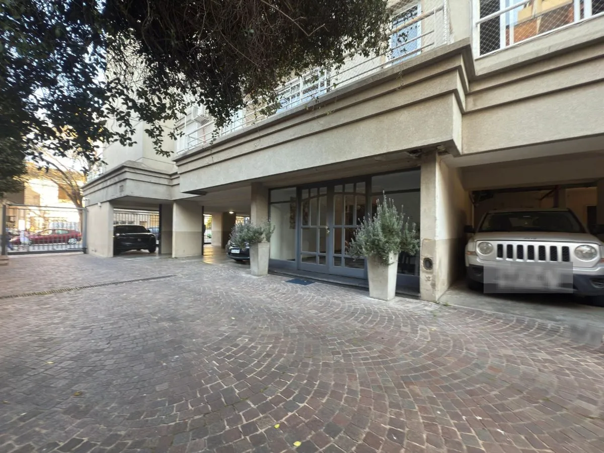 3 ambientes amoblado con balcones