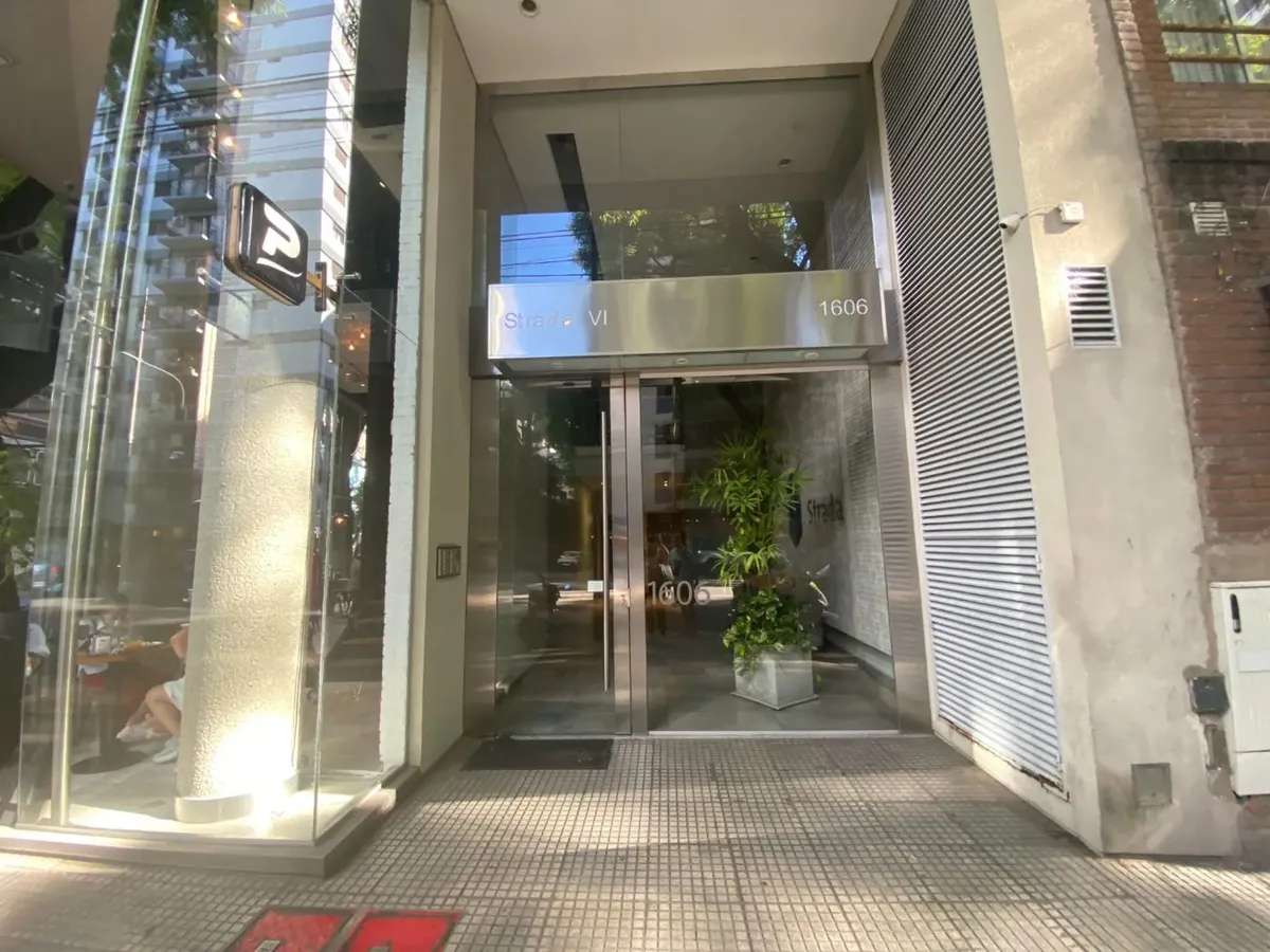 Monoambiente con balcón en Caballito