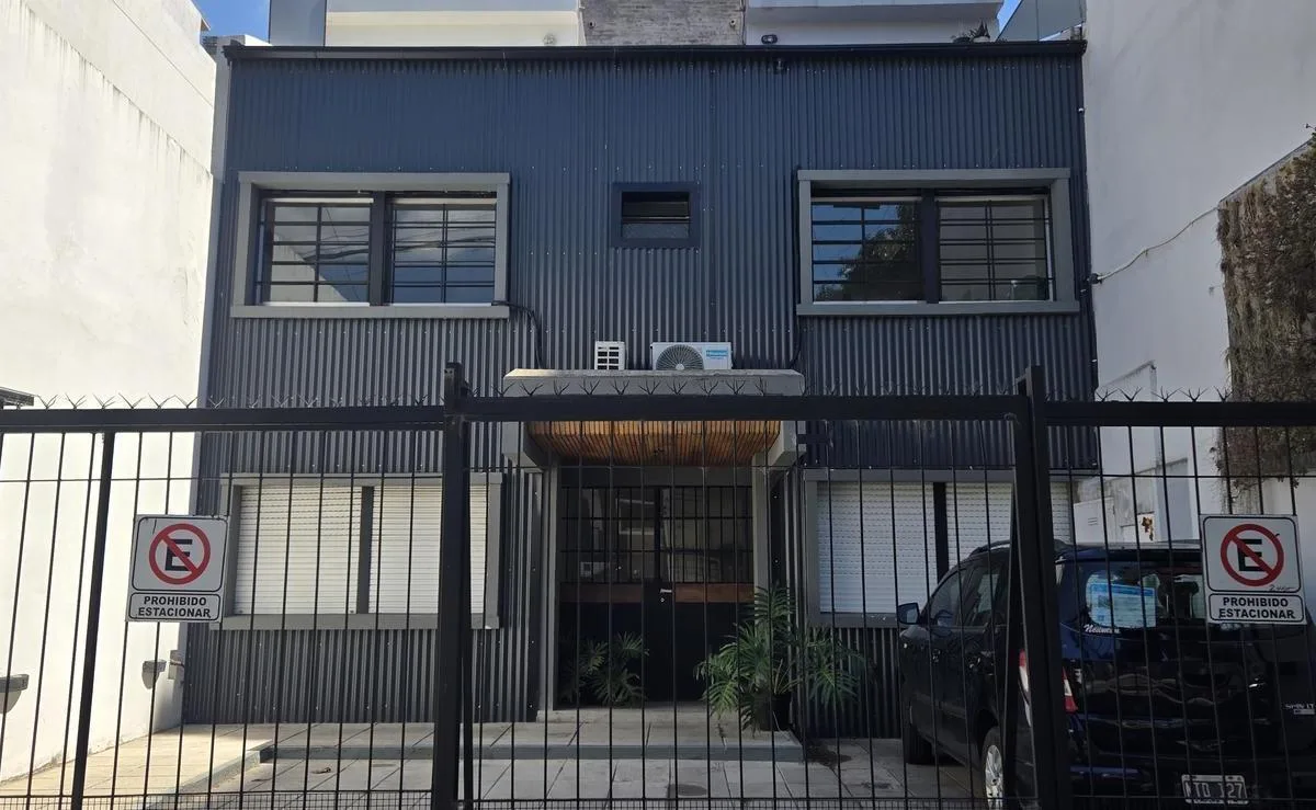 Monoambiente divisible con patio interno