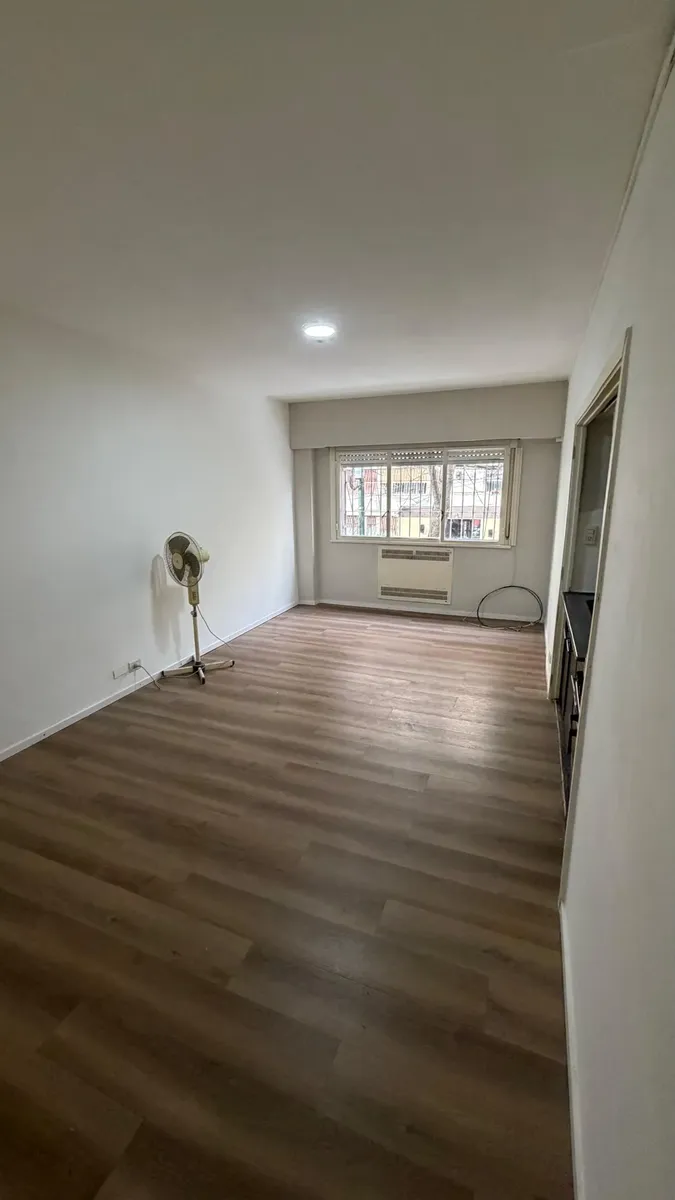 Monoambiente a la calle 28 m²