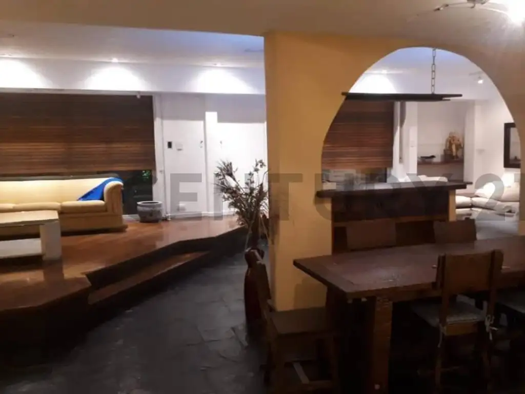Apartment with terrace balcony and grill