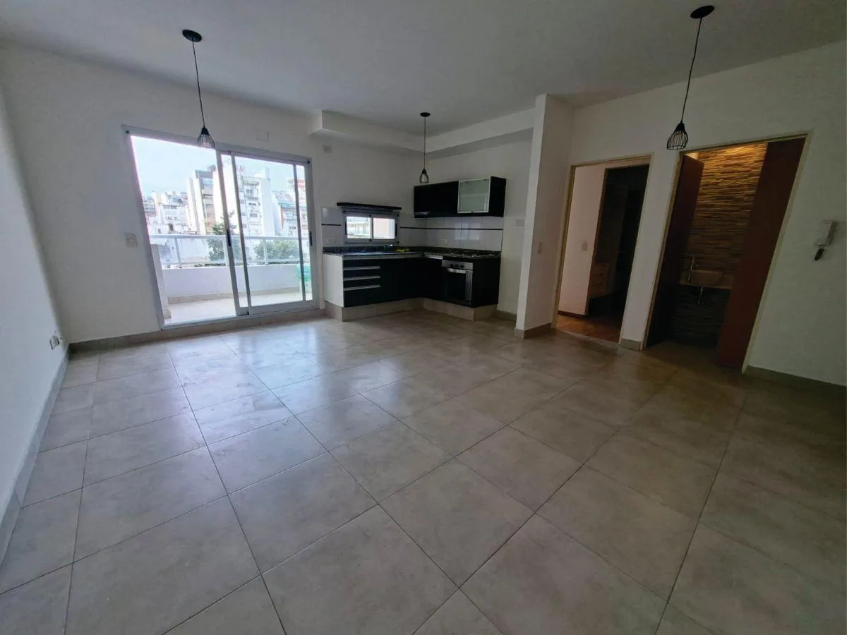 2 ambientes con balcón terraza