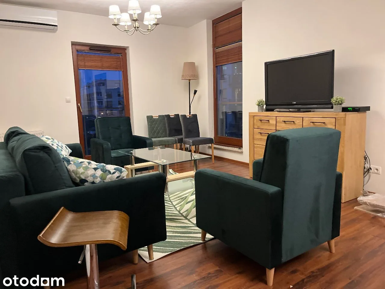 2BR com varanda e ar-condicionado