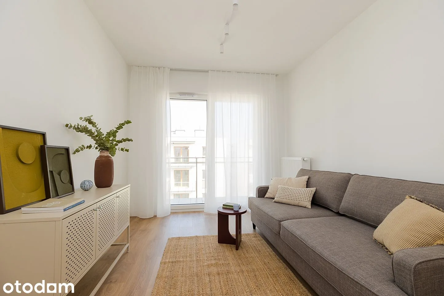 2-room with balcony