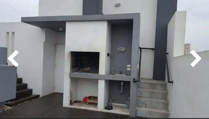 Monoambiente con balcón y deck
