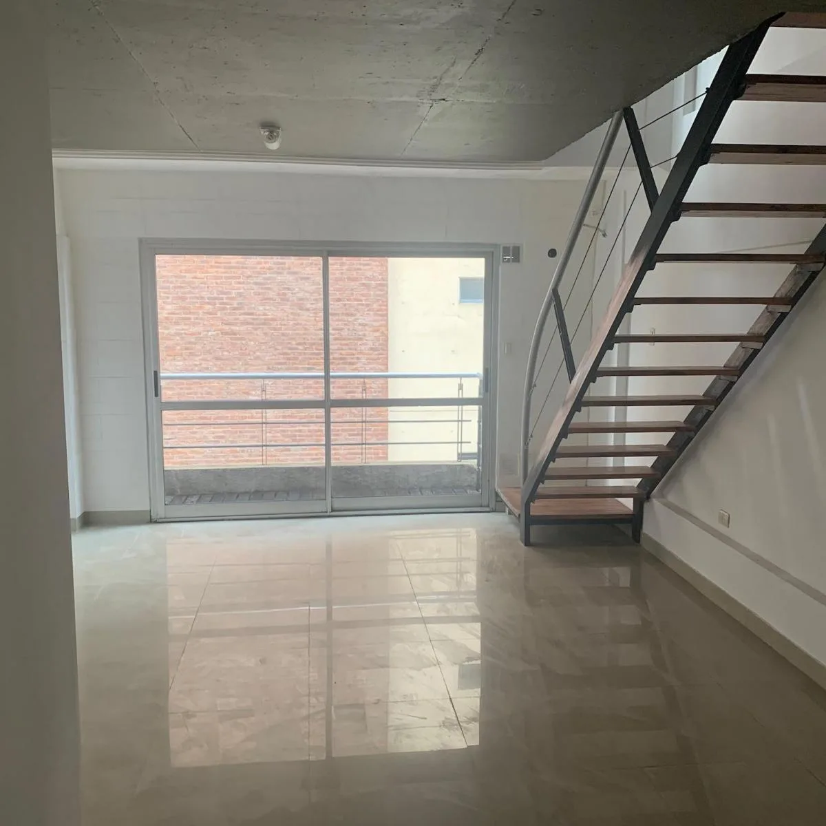 Loft em duplex de dois ambientes com 1 quarto em Flores