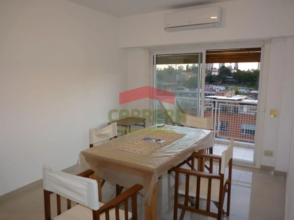 2 ambientes amoblado con balcón