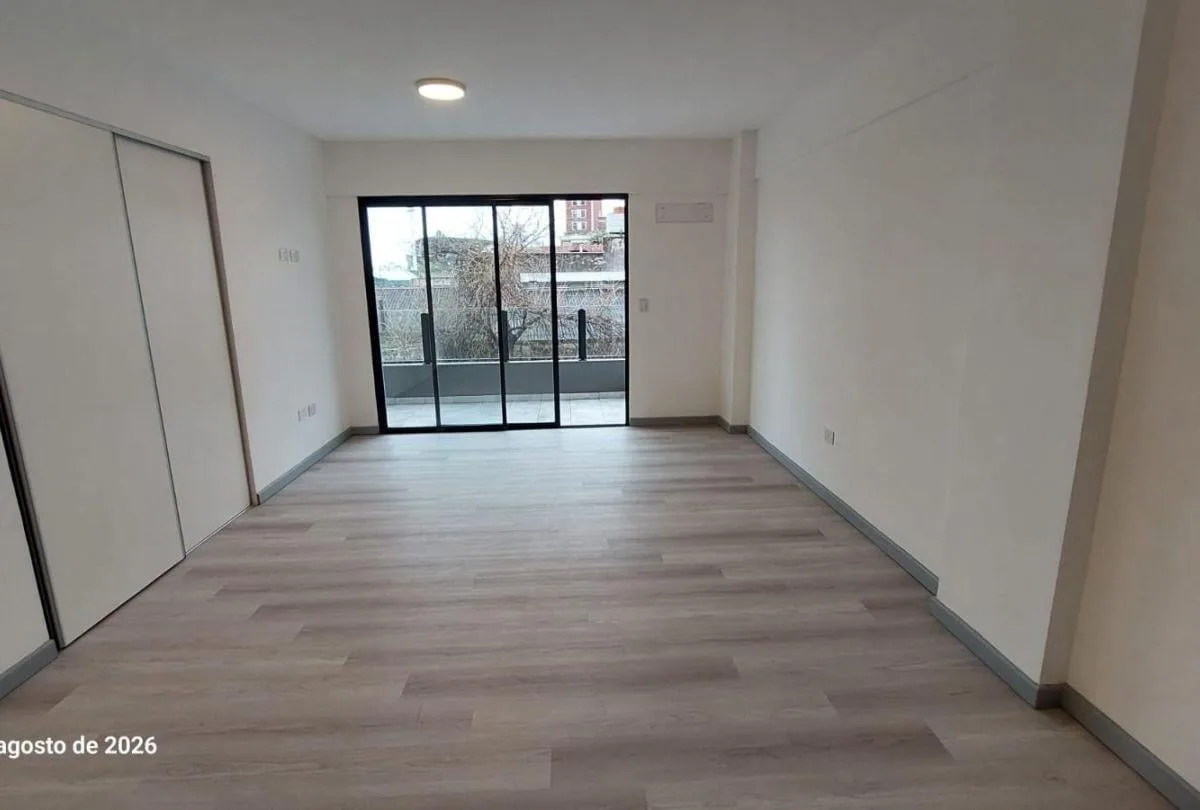 Monoambiente a estrenar con balcón