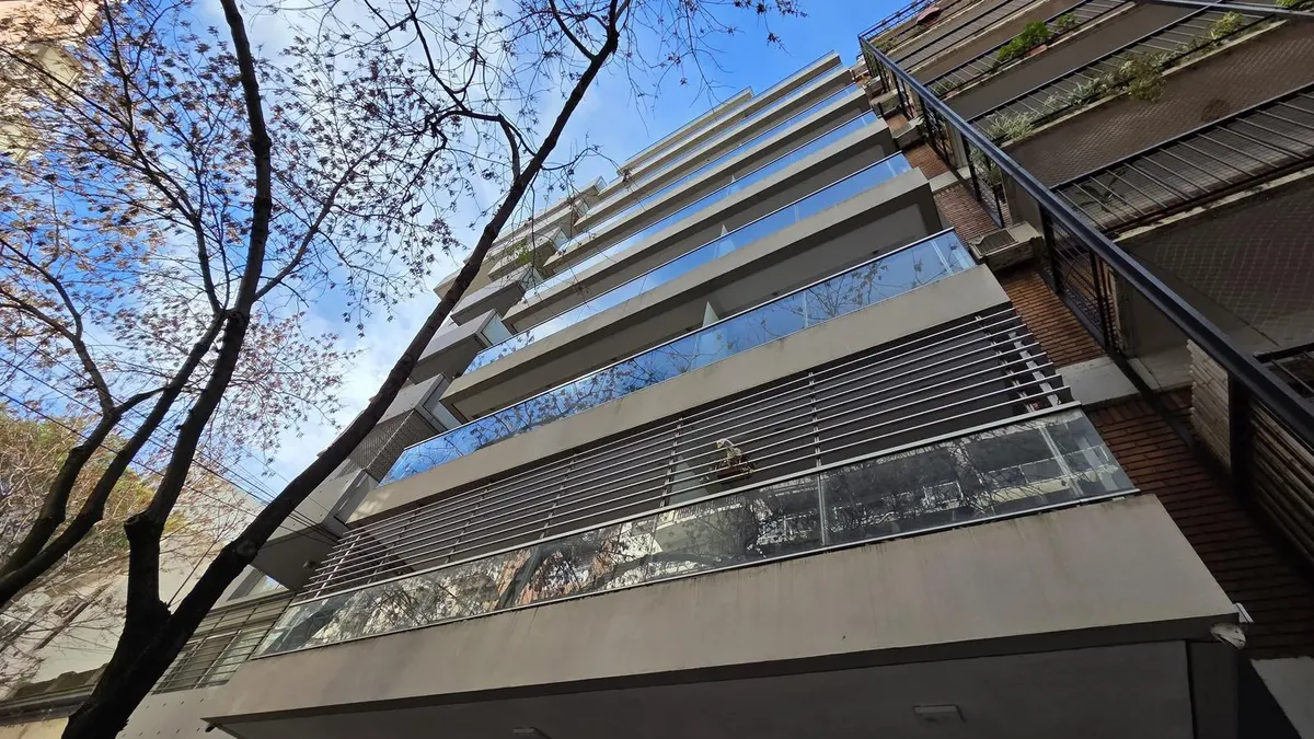 2 ambientes con balcón terraza