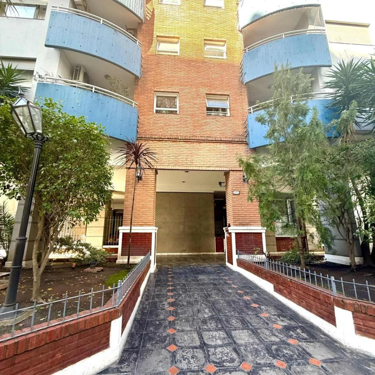 2 ambientes con balcón y pileta
