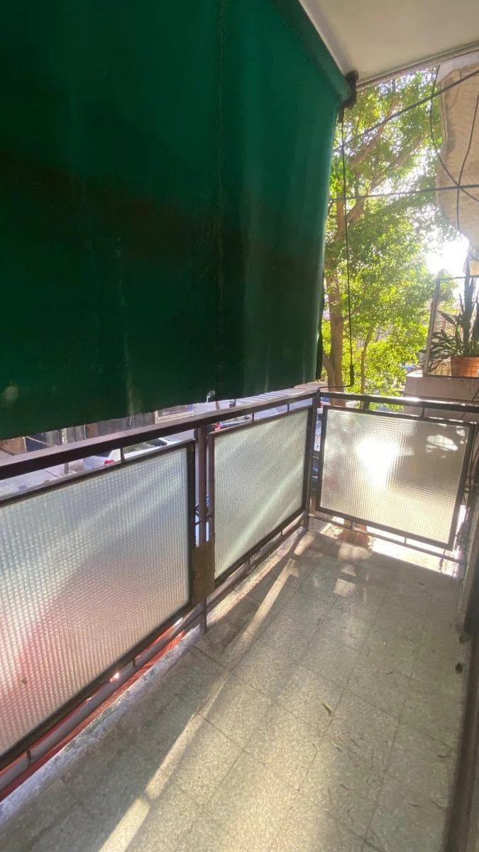 Monoambiente con balcón en Belgrano