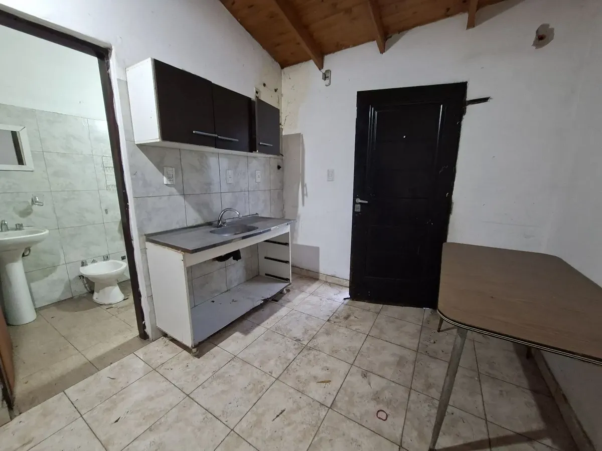 Departamentos En Alquiler Monoambiente Divisible Y 2 Amb.